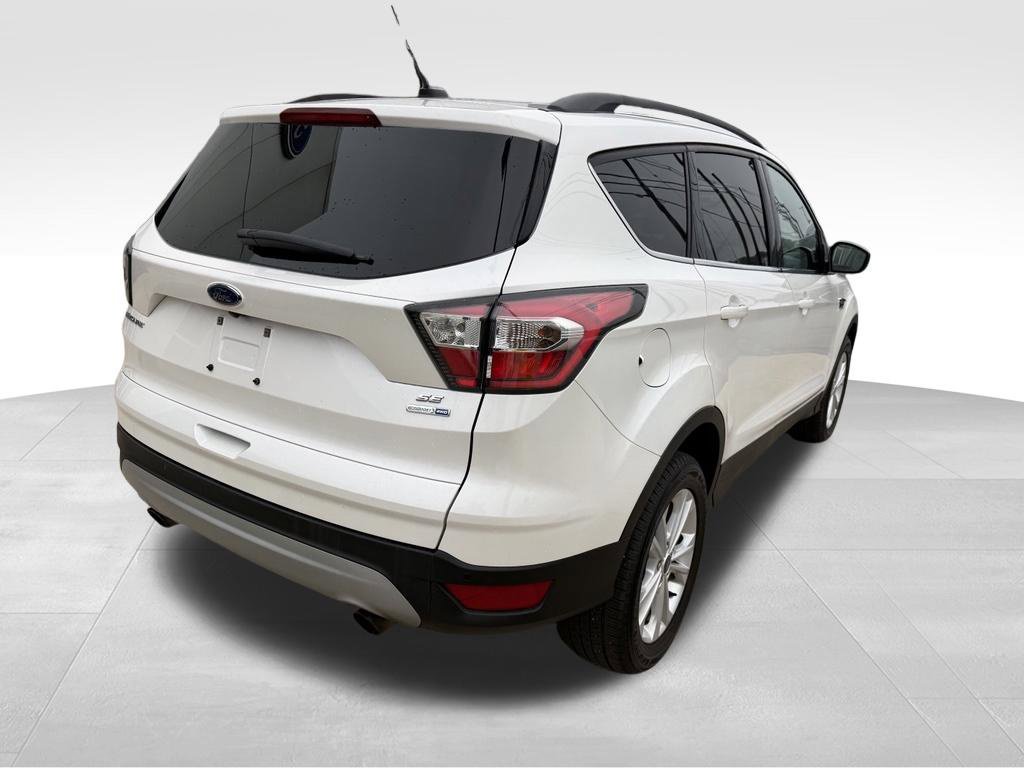 Certified 2017 Ford Escape SE w/ SE Leather Comfort Package AWD/4WD image 9