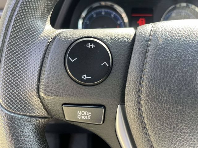 Used 2017 Toyota Corolla L FWD image 23