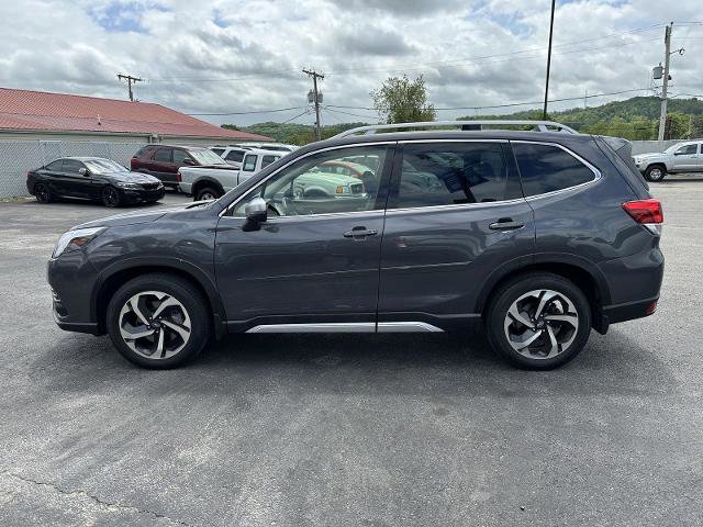 Used 2023 Subaru Forester Touring AWD/4WD image 3