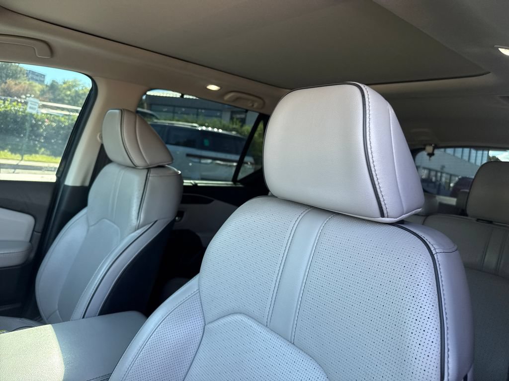 Used 2024 Honda Pilot Elite image 14