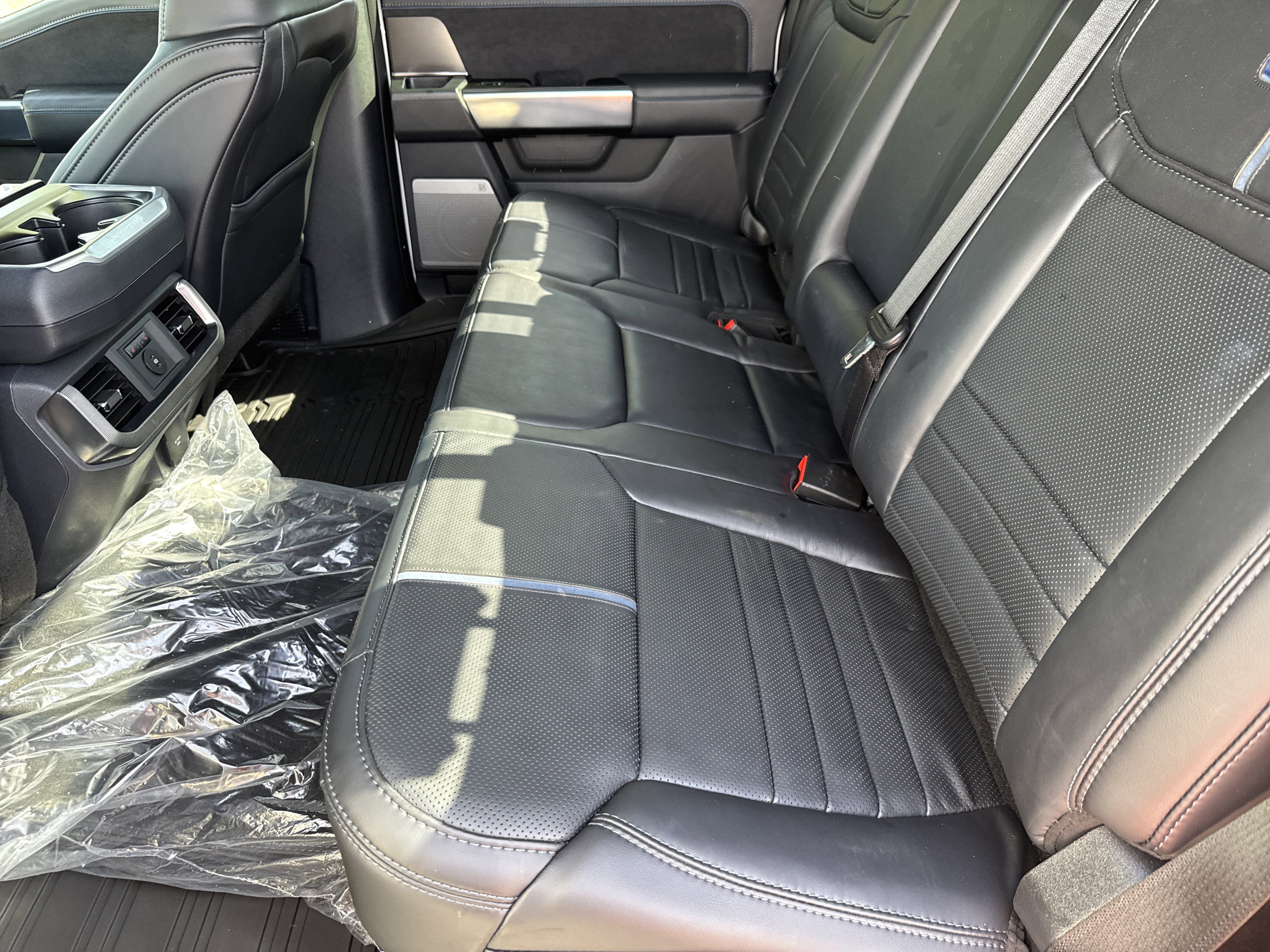 Certified 2025 Ford F150 Platinum w/ FX4 Off-Road Package AWD/4WD image 11