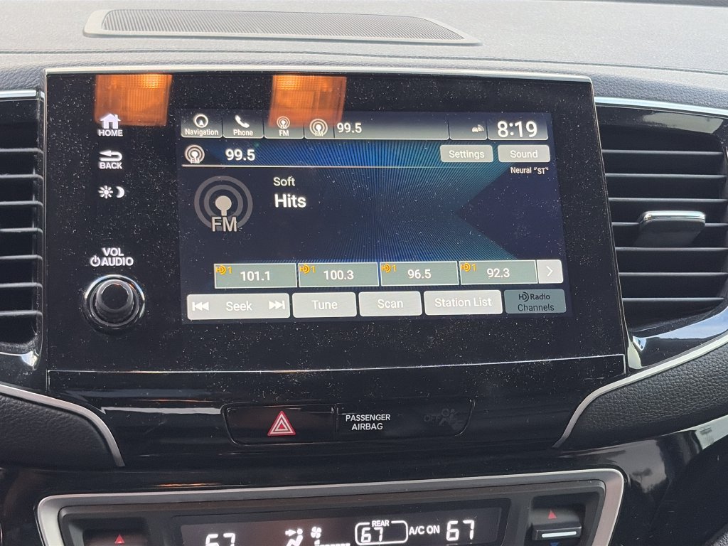 Used 2021 Honda Pilot Touring image 23