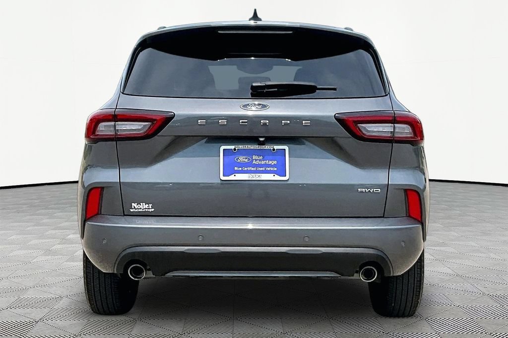 Certified 2024 Ford Escape ST-Line w/ Tech Pack #1 AWD/4WD image 4