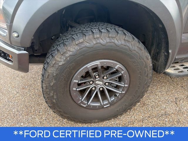 Certified 2019 Ford F150 Raptor w/ Equipment Group 802A Luxury AWD/4WD image 4