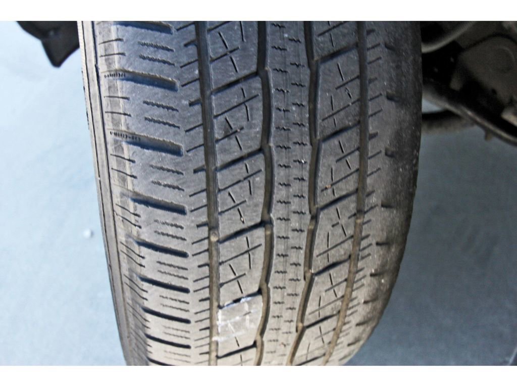 Used 2021 Chevrolet Silverado 1500 RST image 30