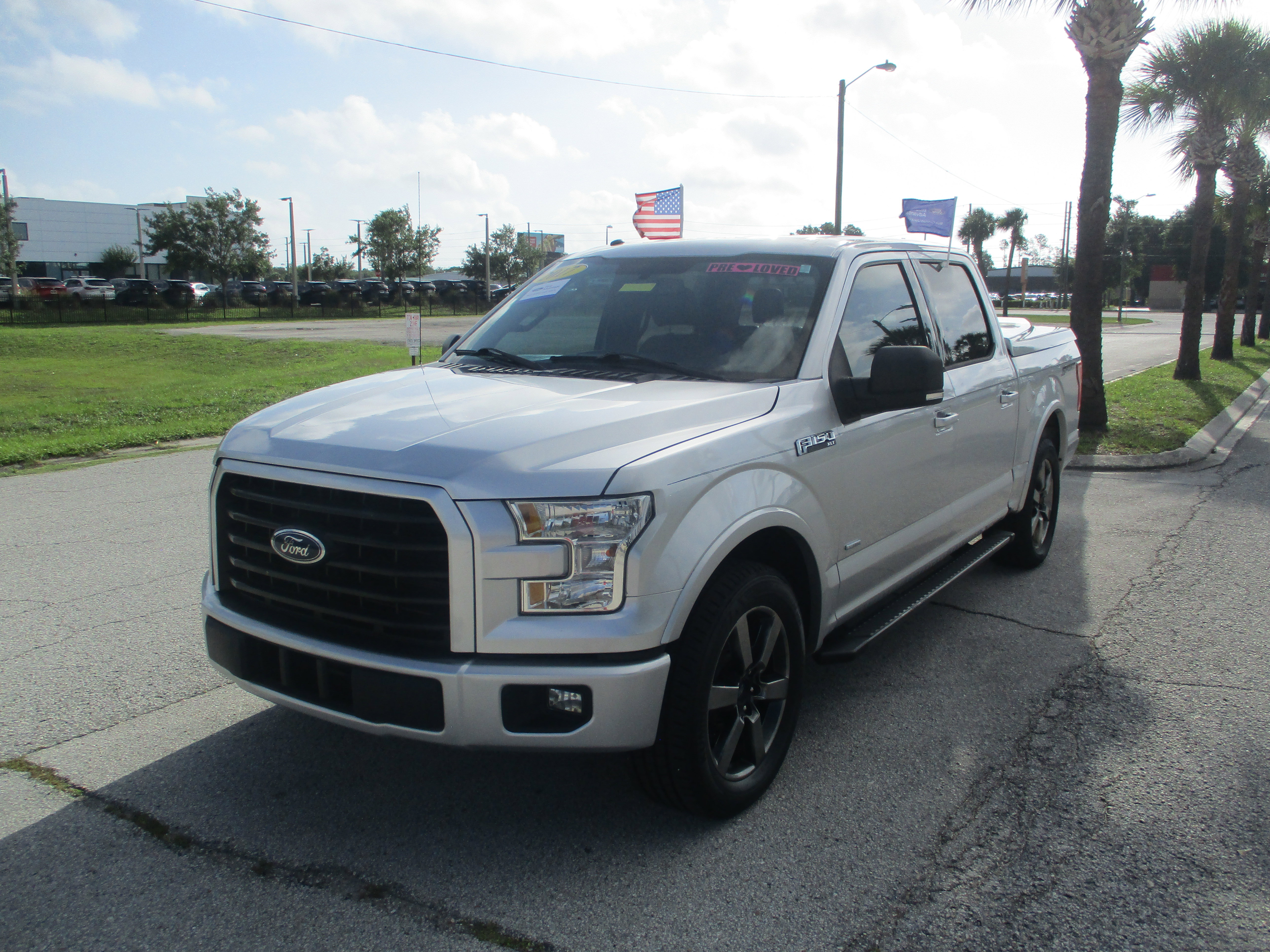 Certified 2017 Ford F150 XLT w/ Equipment Group 302A Luxury RWD image 3