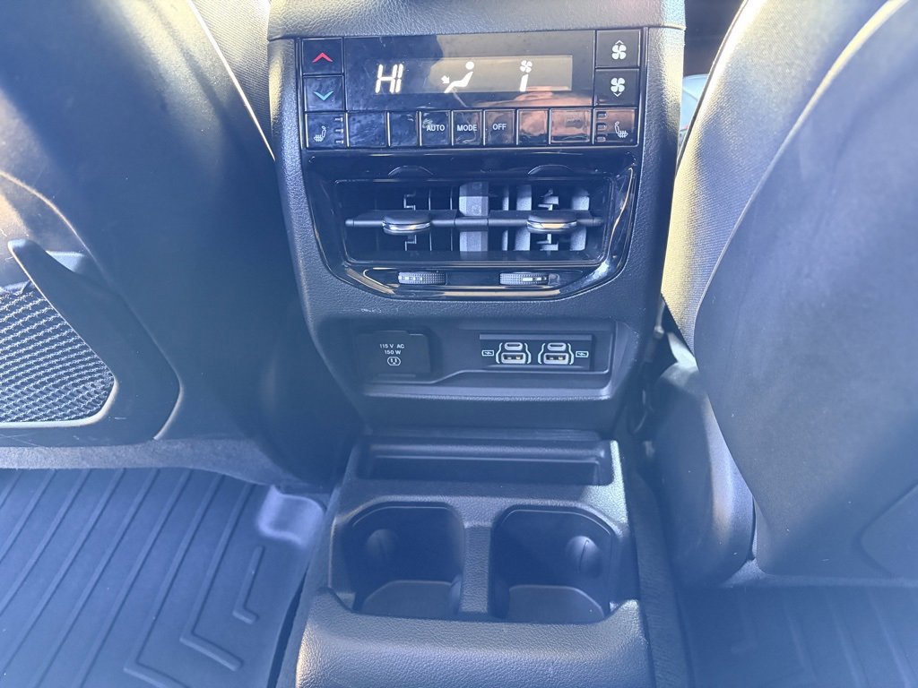 Used 2024 Jeep Grand Cherokee L Limited w/ MOPAR Finishing Package image 27