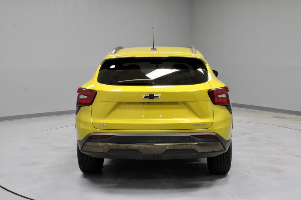 Used 2025 Chevrolet Trax ACTIV w/ Driver Confidence Package FWD image 10