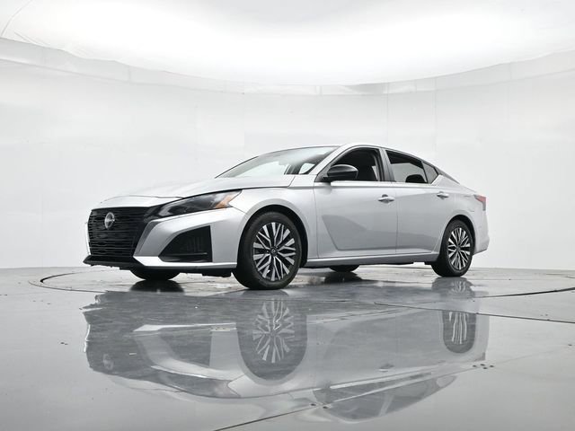 Used 2024 Nissan Altima 2.5 SV image 33