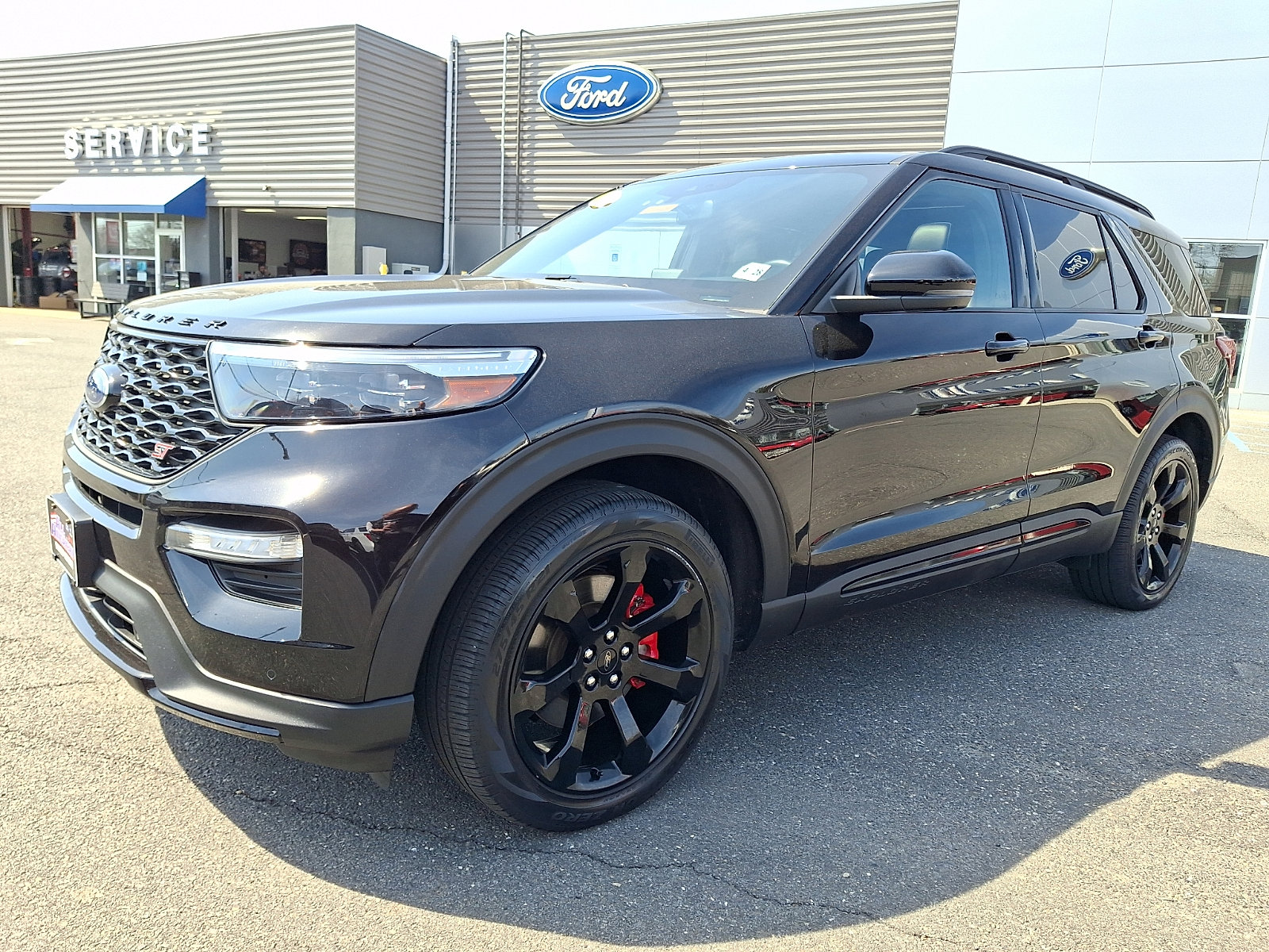Certified 2023 Ford Explorer ST w/ Equipment Group 401A AWD/4WD image 5