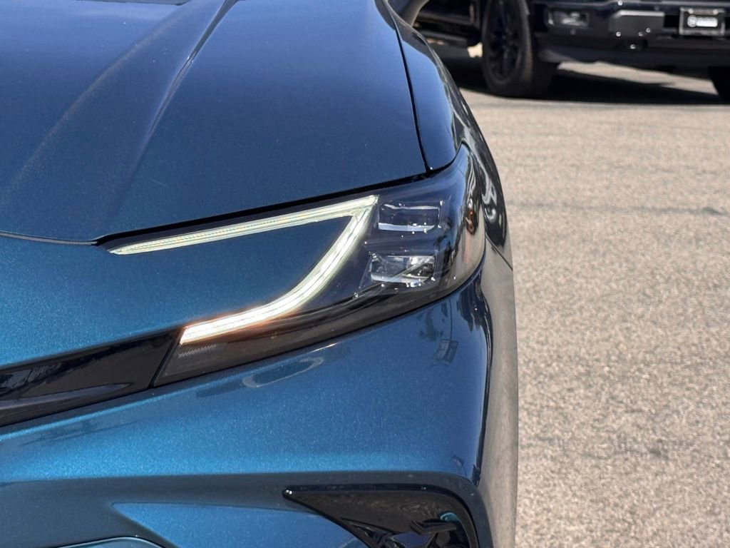 Used 2025 Toyota Camry XSE w/ Premium Package AWD/4WD image 8