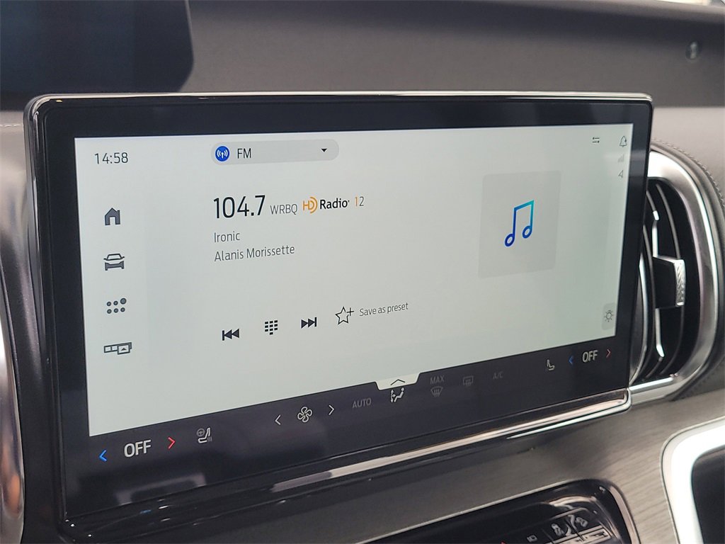 Certified 2025 Ford Expedition Platinum image 26