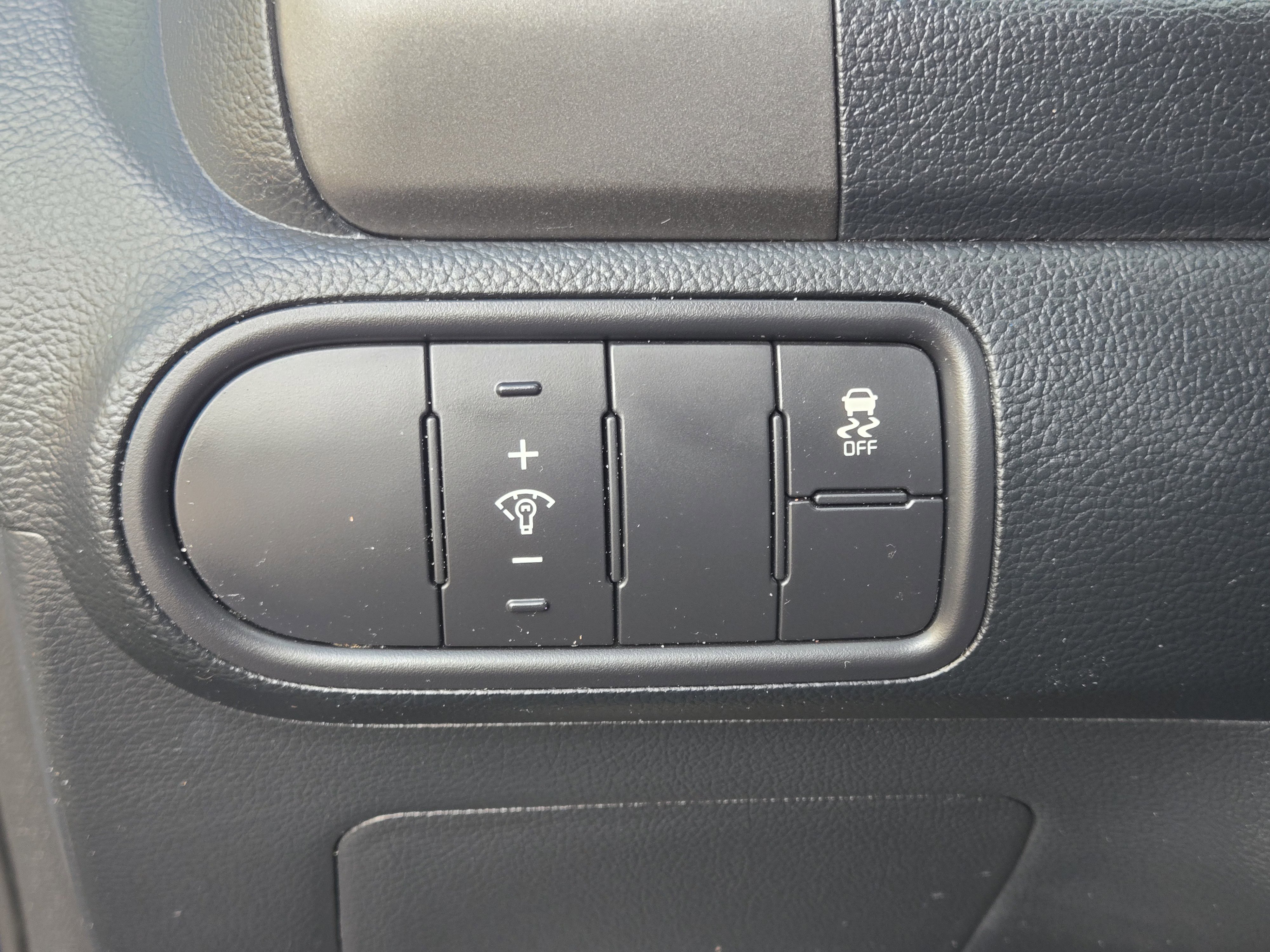 Used 2018 Kia Forte LX w/ LX Popular Package image 20