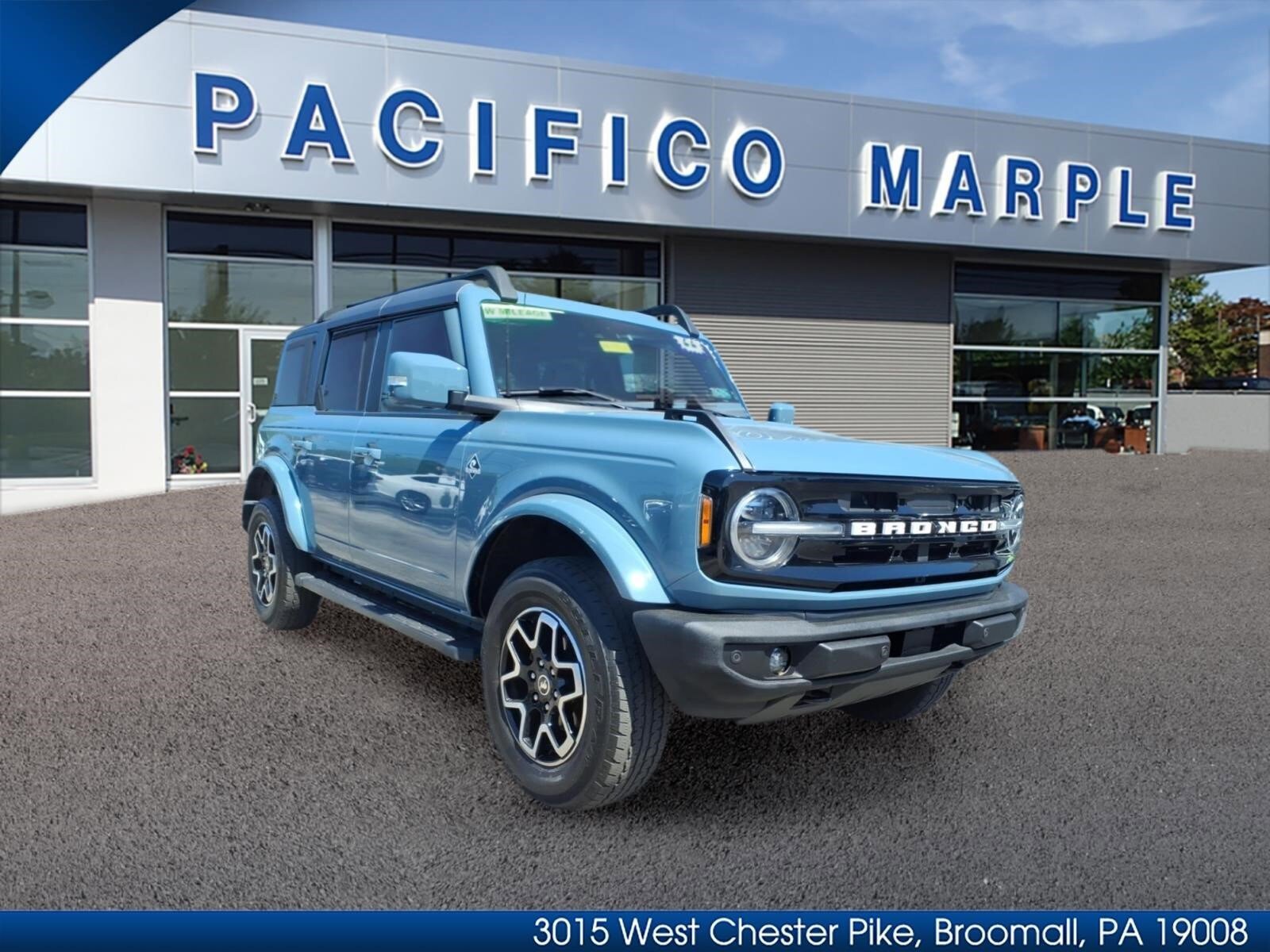 Certified 2022 Ford Bronco Outer Banks AWD/4WD image 1