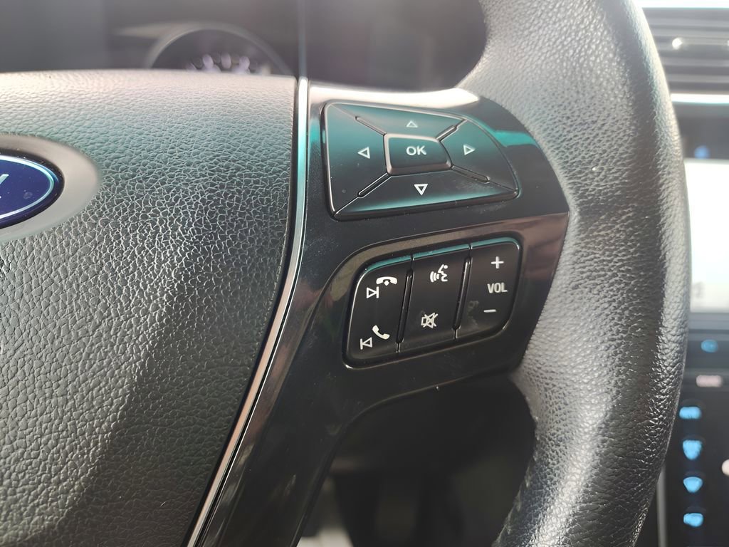 Certified 2017 Ford Explorer Limited image 18