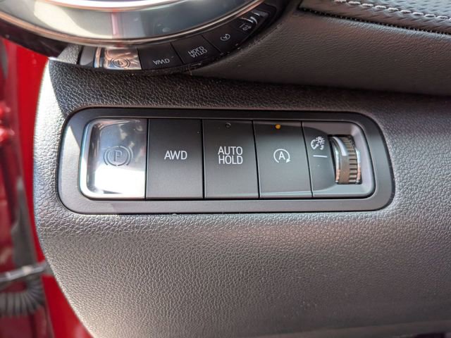 Used 2025 Chevrolet Equinox LT w/ Convenience Package II AWD/4WD image 16