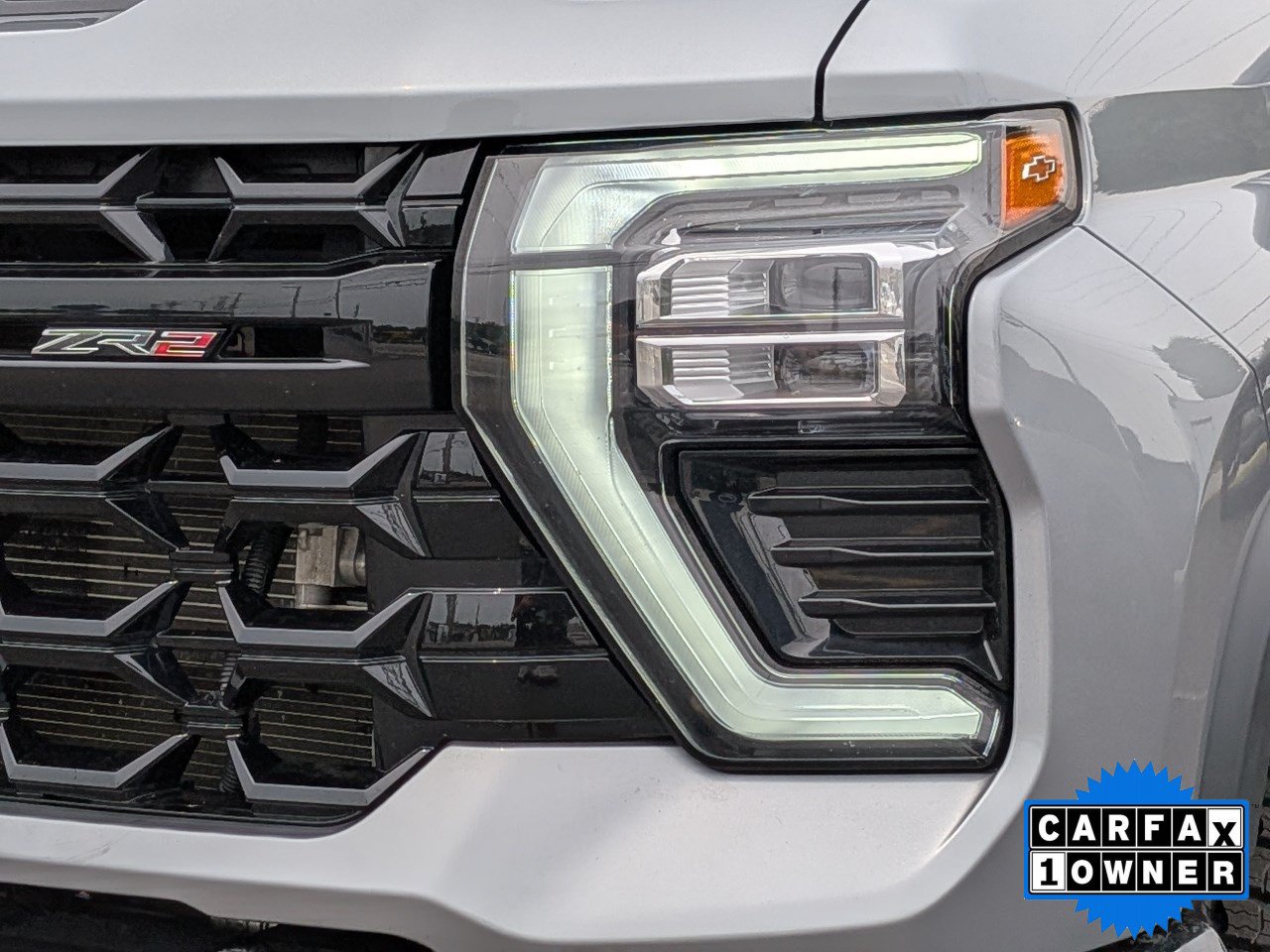 Used 2024 Chevrolet Silverado 2500 ZR2 w/ Technology Package AWD/4WD image 11