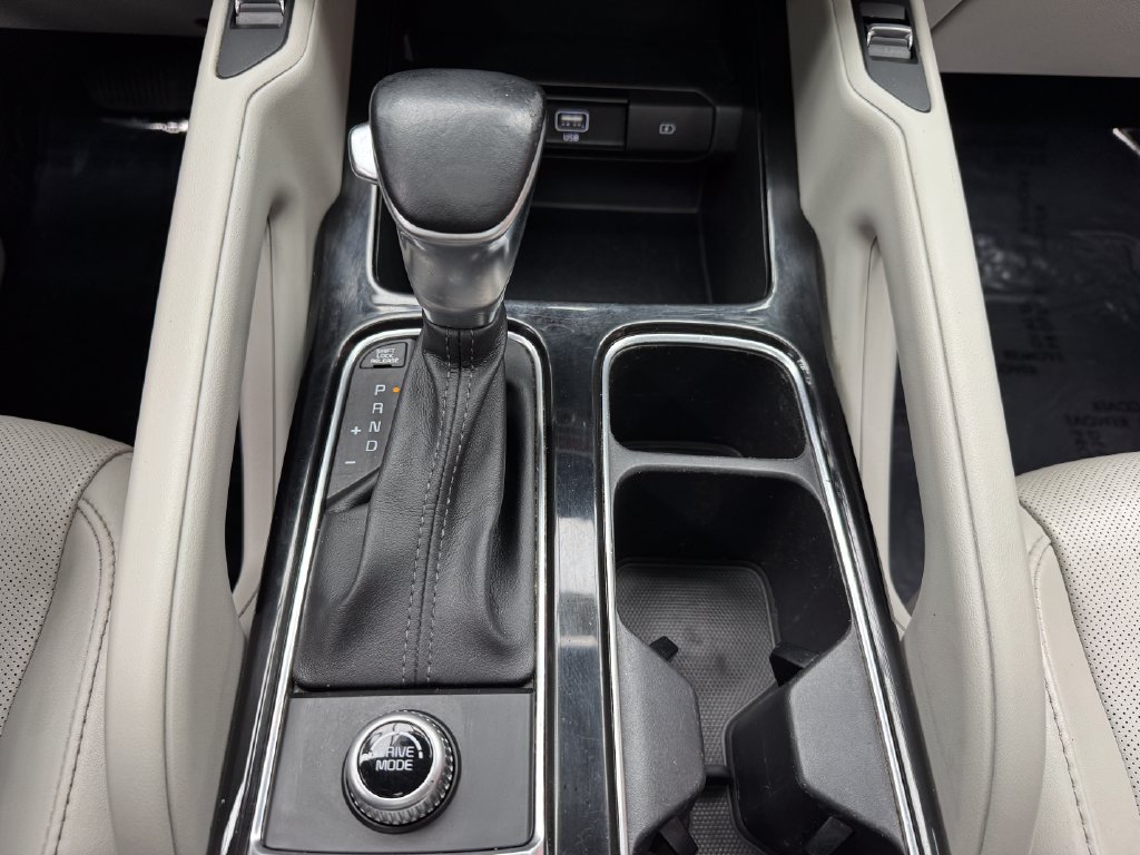 Used 2020 Kia Telluride S w/ S 8 Passenger Seating Package FWD image 22
