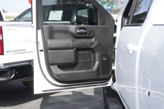 Used 2022 GMC Sierra 3500 AT4 image 29