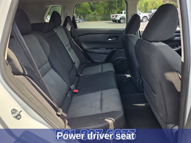 Used 2024 Nissan Rogue SV FWD image 16