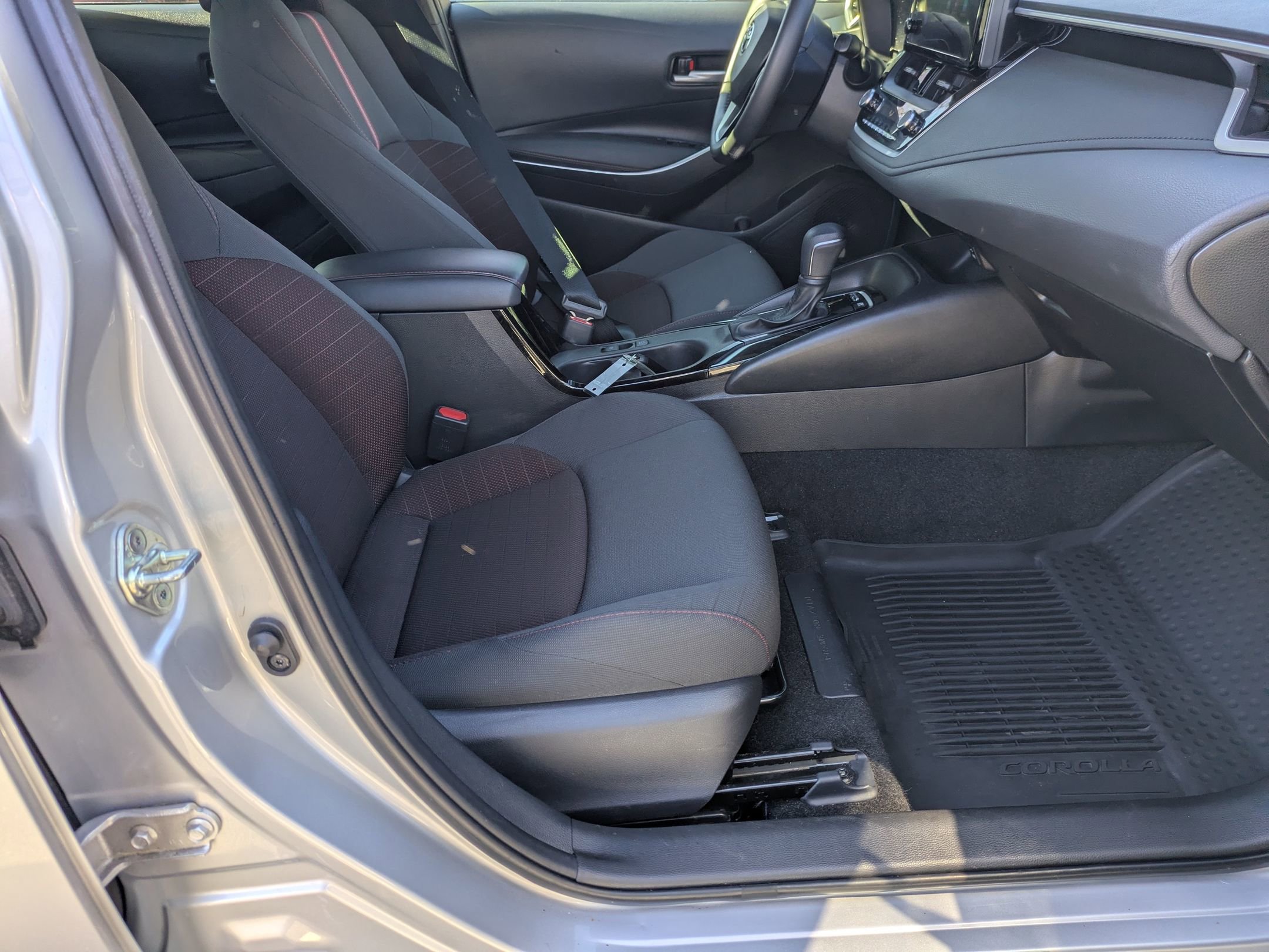 Used 2023 Toyota Corolla SE image 35