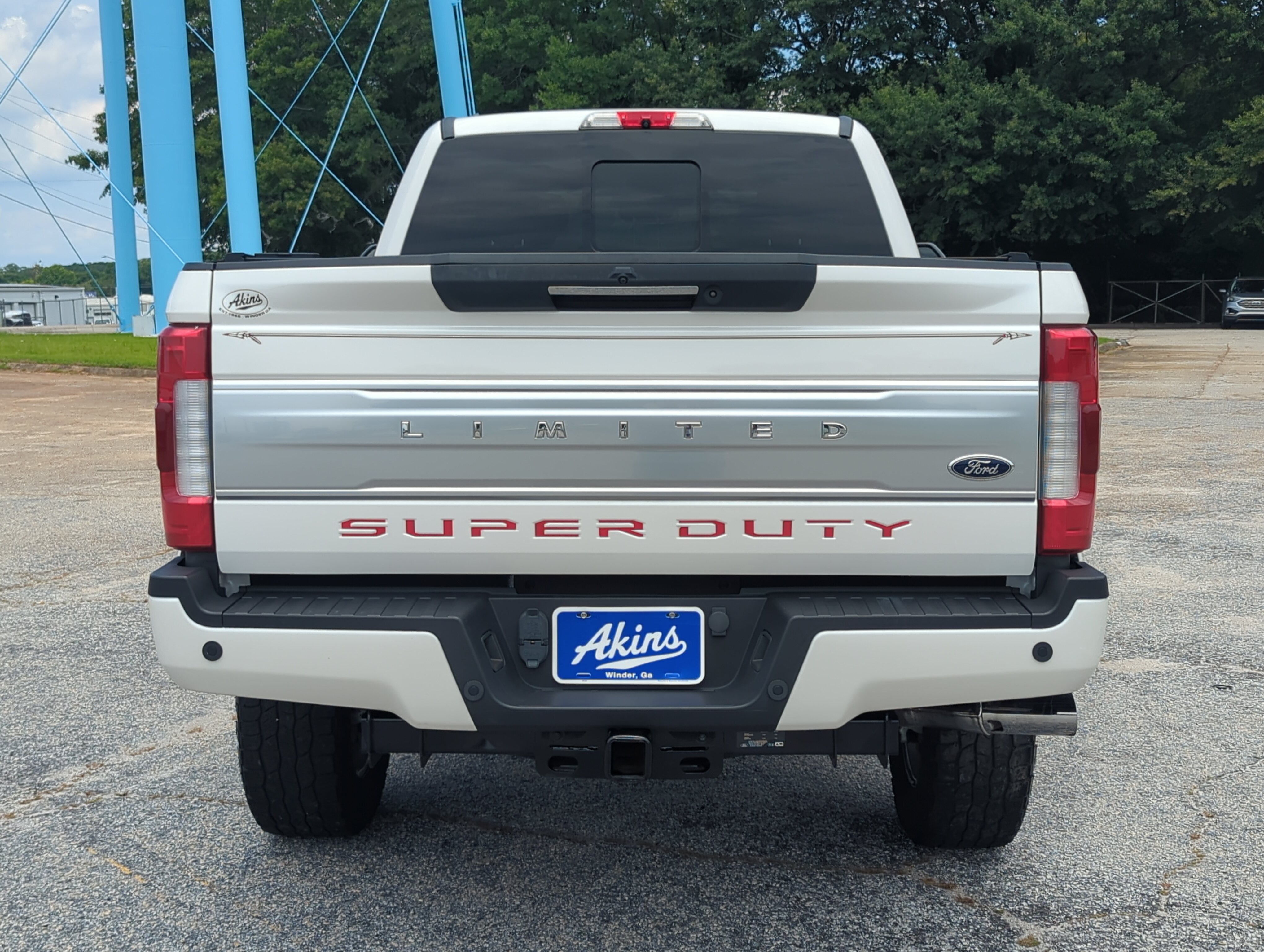 Certified 2019 Ford F250 Limited AWD/4WD image 4