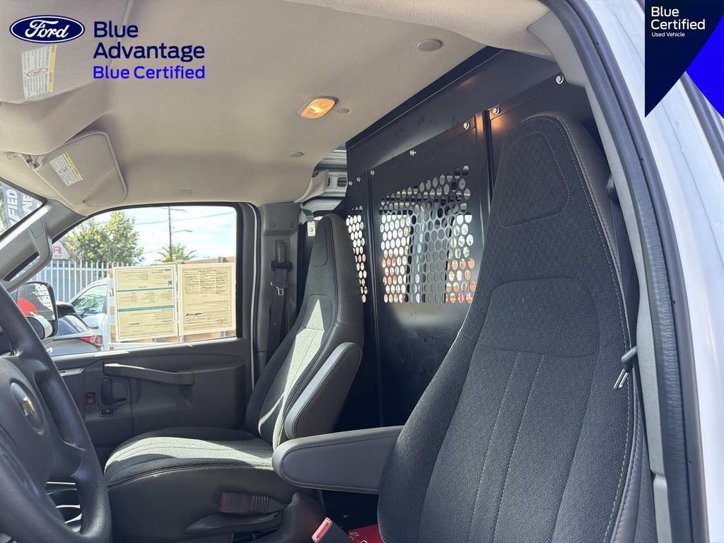 Used 2025 Chevrolet Express 2500 w/ Driver Convenience Package RWD image 19