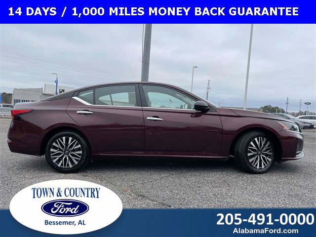 Used 2024 Nissan Altima 2.5 SV image 6