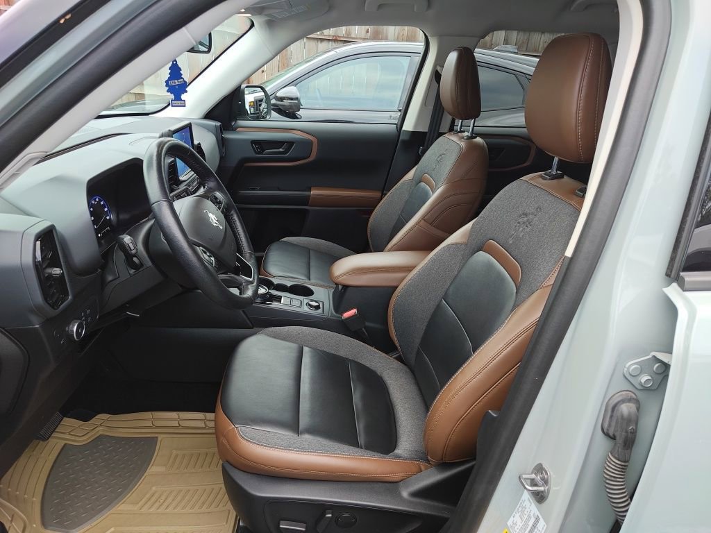 Certified 2022 Ford Bronco Sport Outer Banks w/ Tech Package image 11