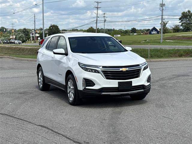 Used 2024 Chevrolet Equinox LT AWD/4WD image 3
