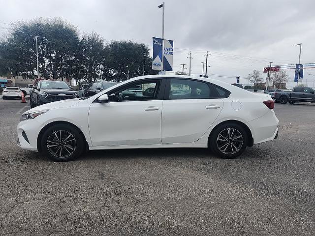 Used 2024 Kia Forte LXS image 4