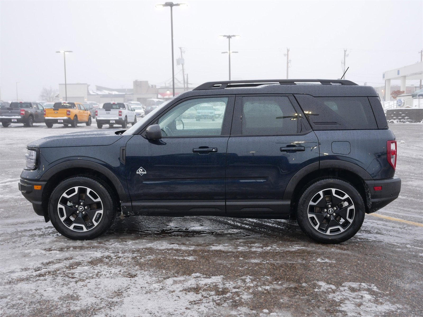 Certified 2023 Ford Bronco Sport Outer Banks w/ Tech Package image 2