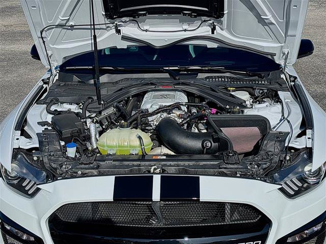 Certified 2022 Ford Mustang Shelby GT500 w/ Carbon Fiber Track Pack RWD image 31