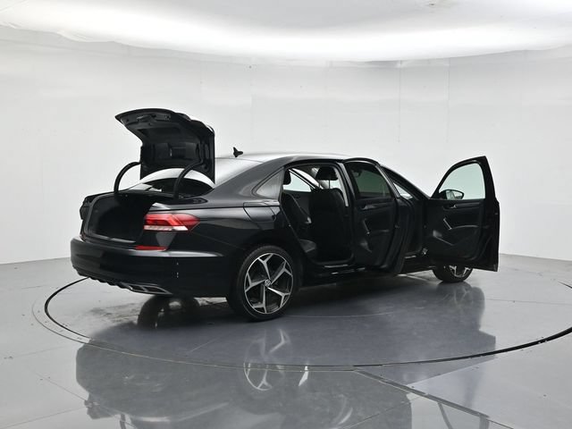 Used 2020 Volkswagen Passat 2.0T R-Line FWD image 51