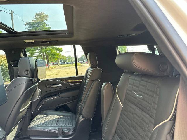 Used 2021 Cadillac Escalade Sport Platinum AWD/4WD image 28