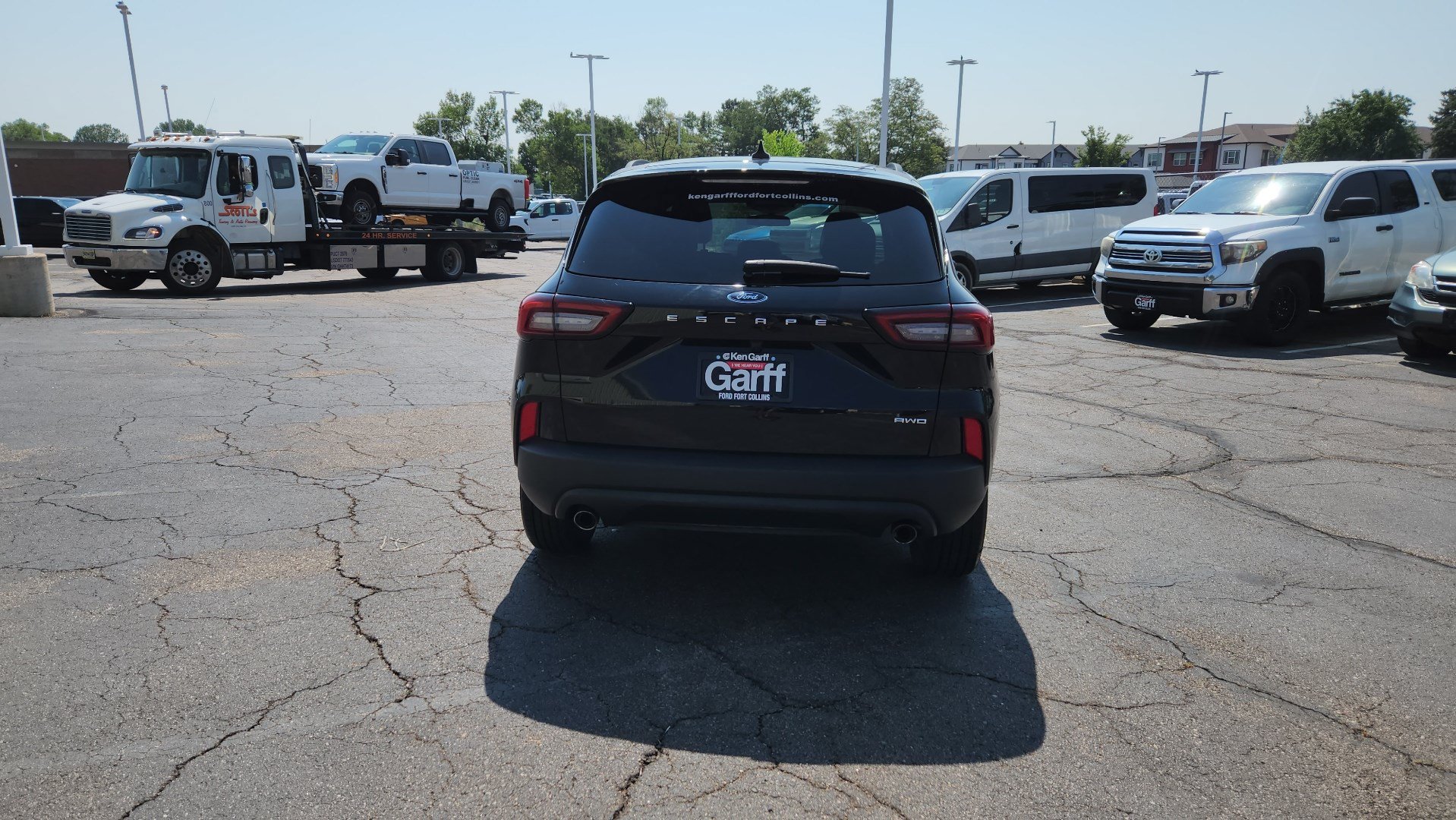 Certified 2025 Ford Escape ST-Line AWD/4WD image 9