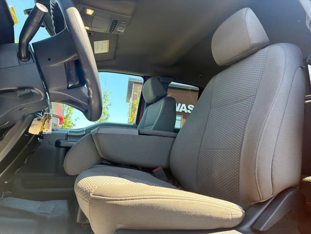Certified 2022 Ford F350 XLT w/ XLT Premium Package AWD/4WD image 15