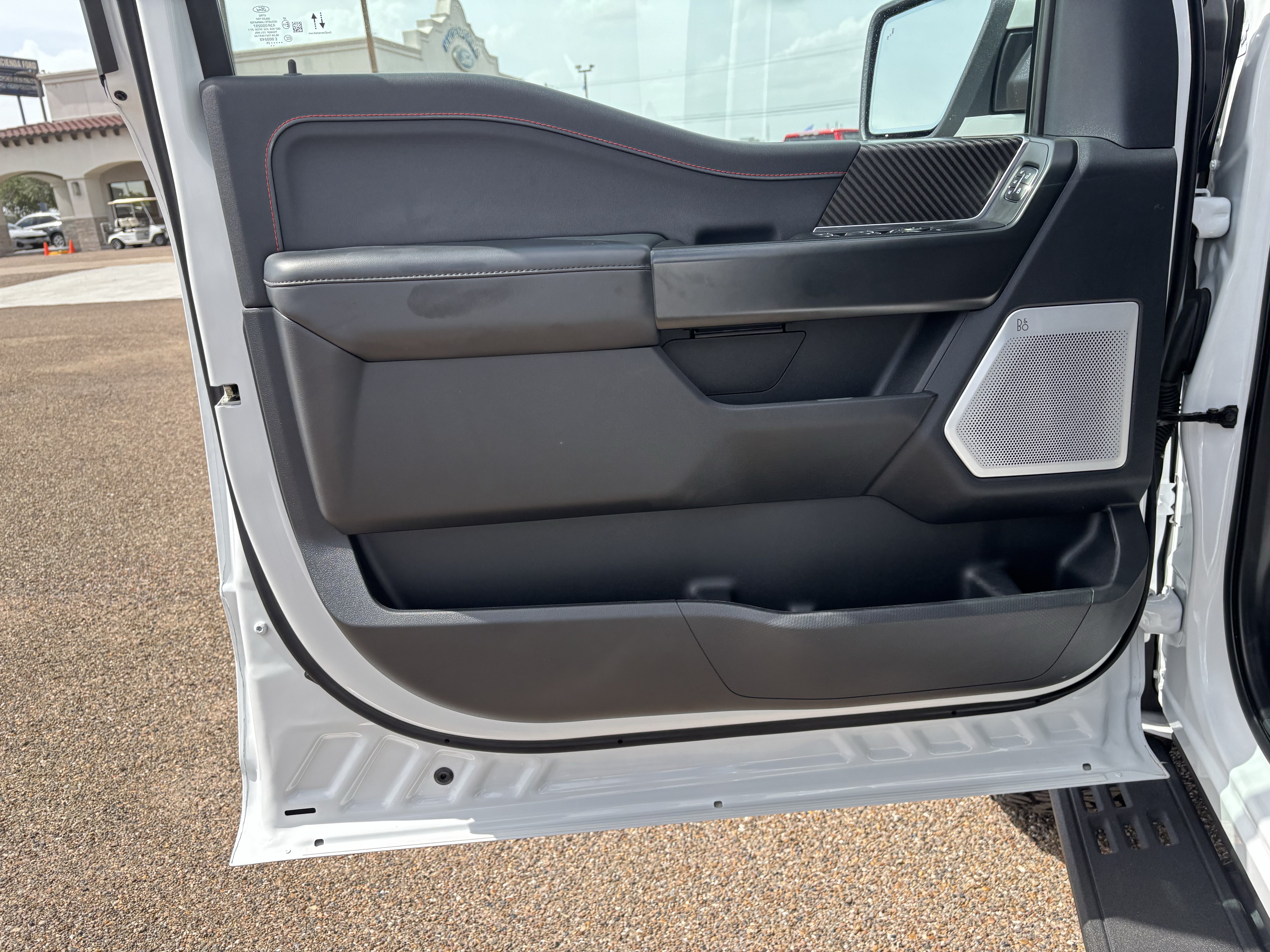 Certified 2025 Ford F150 Raptor AWD/4WD image 9