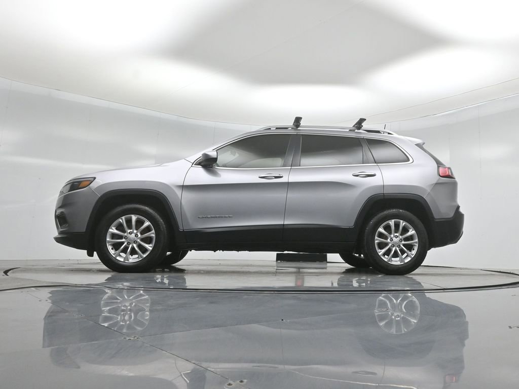 Used 2019 Jeep Cherokee Latitude w/ Popular Appearance Group AWD/4WD image 8