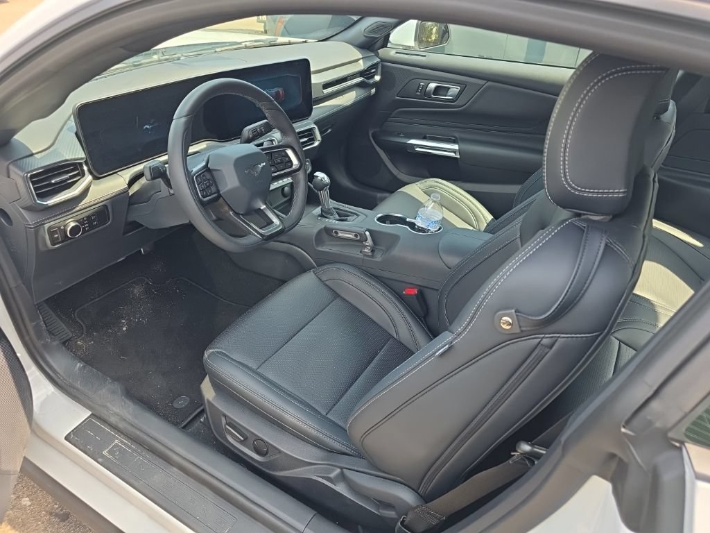 Certified 2026 Ford Mustang GT Premium w/ GT Performance Package RWD image 3