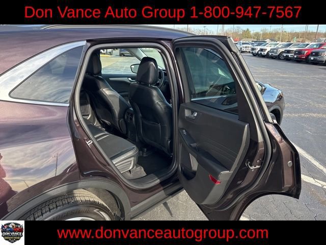 Certified 2023 Ford Escape Platinum image 33