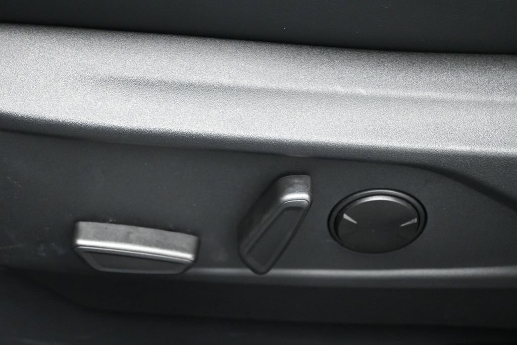 Certified 2023 Ford Mustang Mach-E Select RWD image 11