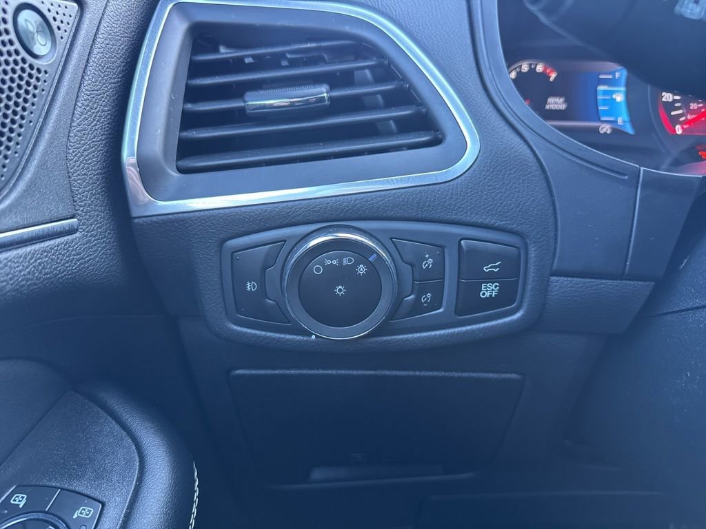 Certified 2023 Ford Edge ST w/ Equipment Group 401A image 24