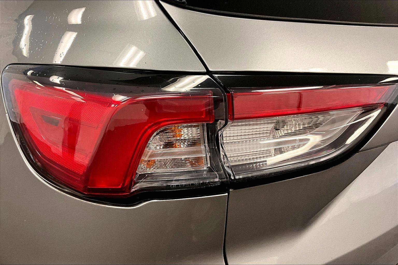 Certified 2022 Ford Escape SEL image 28