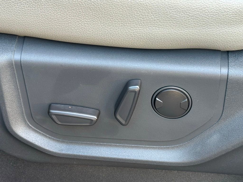 Certified 2021 Ford Expedition XLT image 15