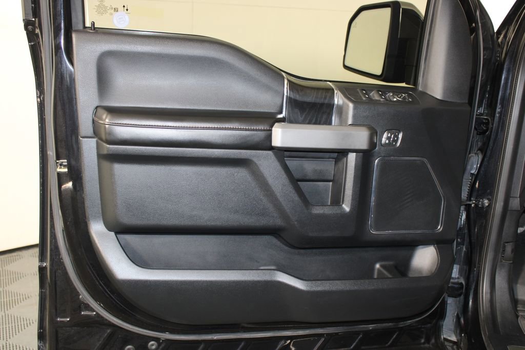 Certified 2020 Ford F150 Platinum w/ Equipment Group 701A Luxury image 20