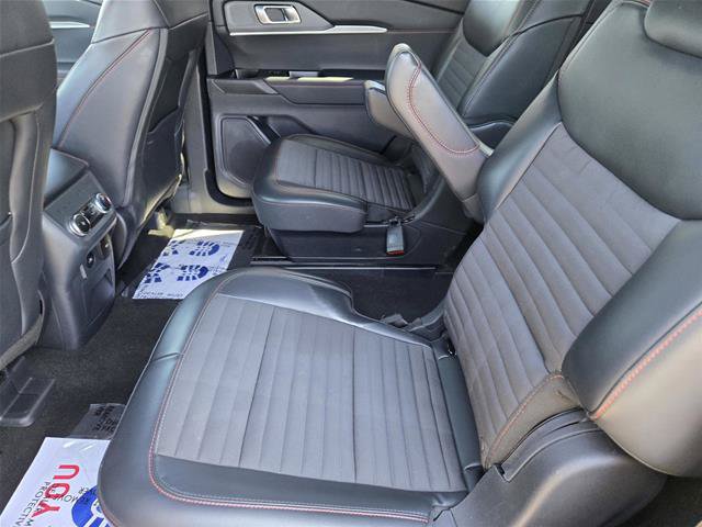 Certified 2025 Ford Explorer ST-Line AWD/4WD image 14