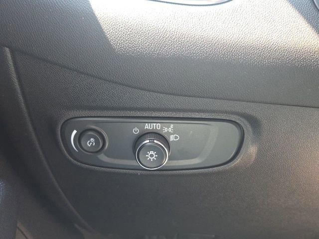 Used 2024 Chevrolet Equinox LT w/ Driver Convenience Package FWD image 27