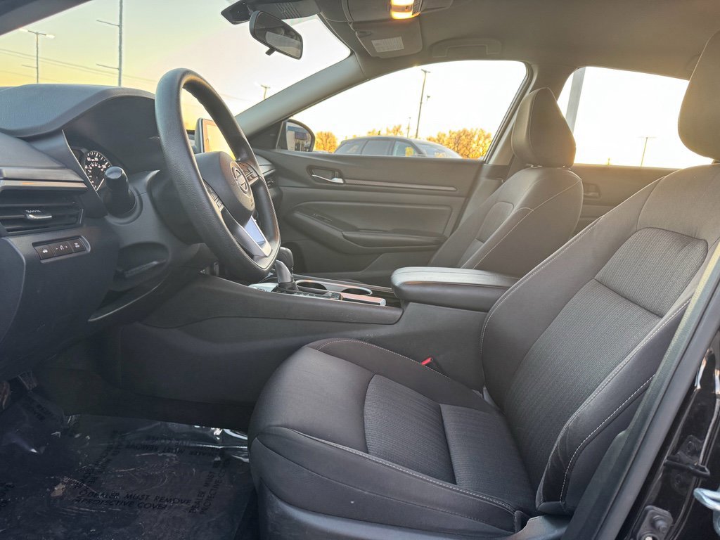 Used 2024 Nissan Altima 2.5 SV image 27