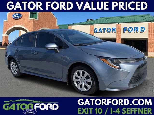 Used 2025 Toyota Corolla LE